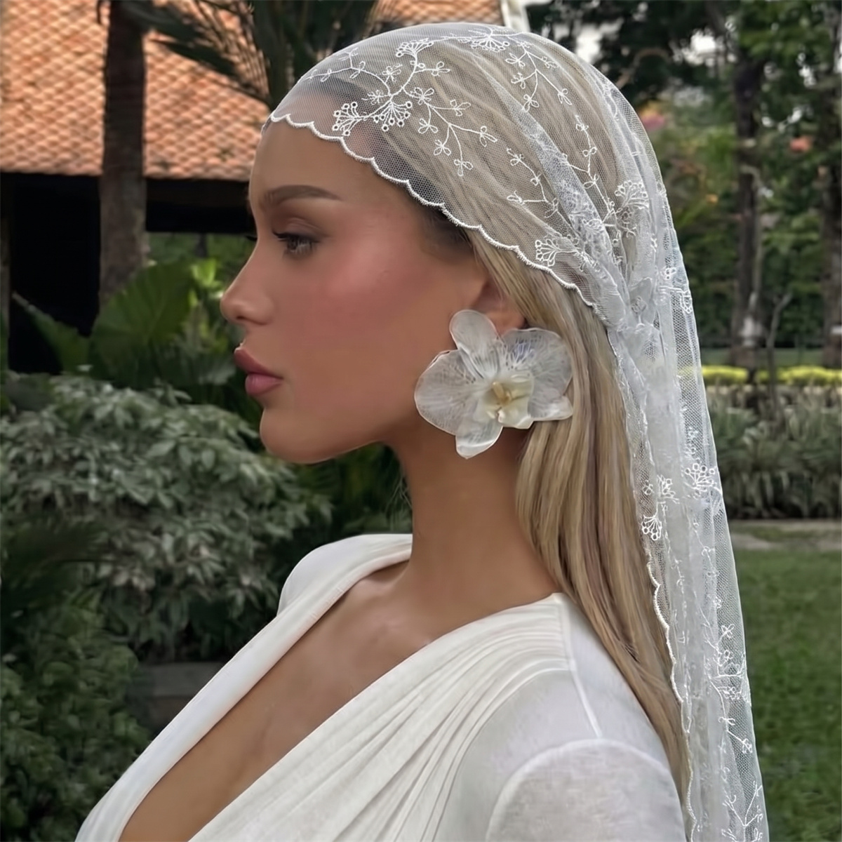 White Floral Lace Mesh Headsca - Ascot Neck Scarf 评论和价格